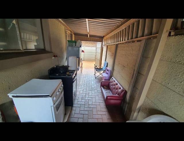 3 BEDROOM HOUSE FOR SALE IN HESTEAPARK